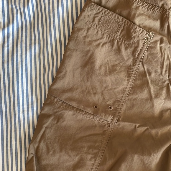 Mountain Hardwear Quick-Dry Shorts - Picture 4 of 4